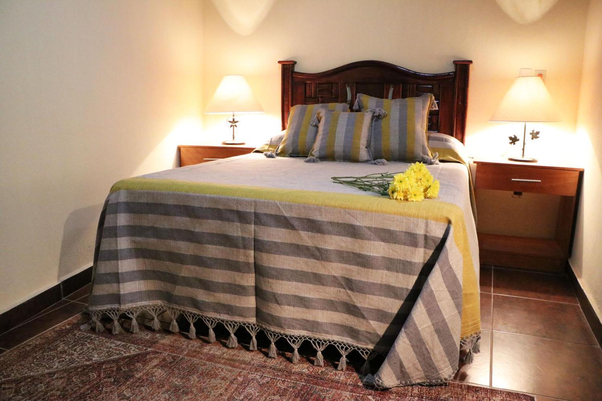Hotel Castillo Santa Cecilia Тапалпа Екстериор снимка